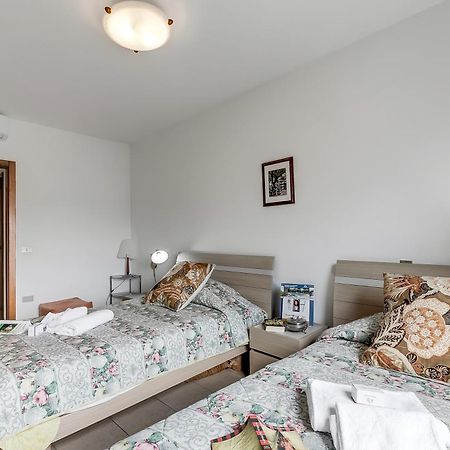Appartamento Amy - Happy Rentals Riva del Garda Kültér fotó