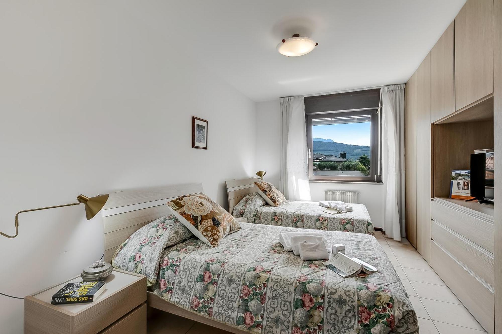Appartamento Amy - Happy Rentals Riva del Garda Kültér fotó